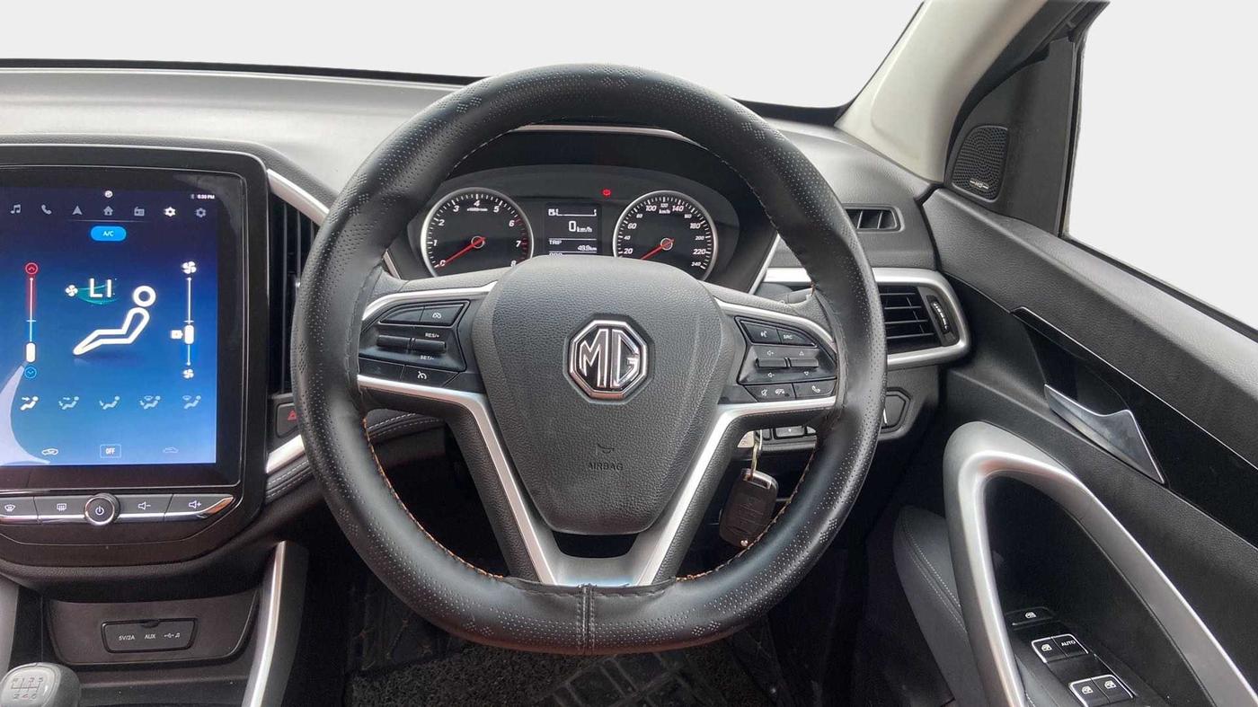 2021 MG HECTOR SUPER 1.5 PETROL, Petrol, Manual, 26,505 km, Steering Wheel Close Up
