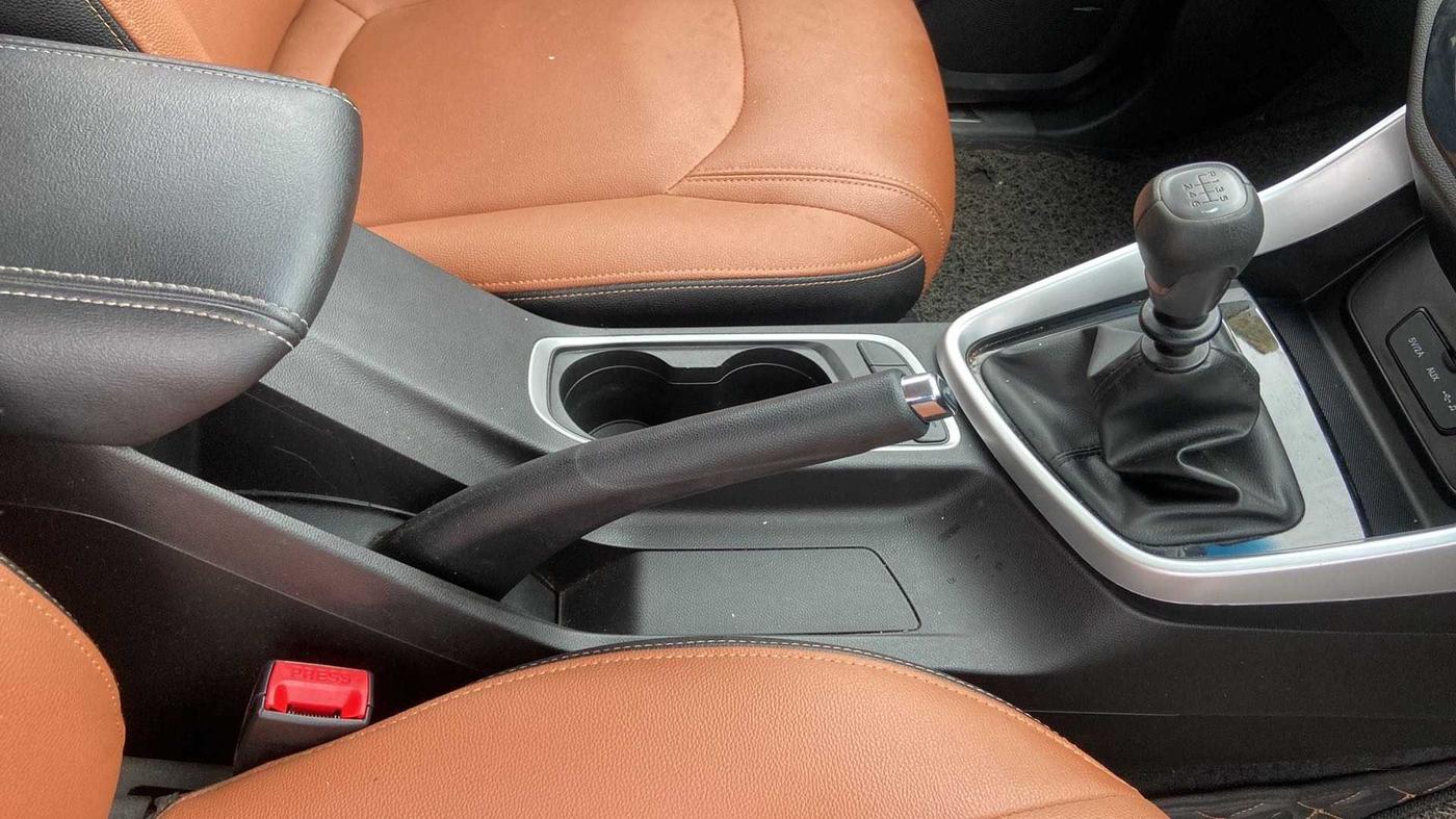 2021 MG HECTOR SUPER 1.5 PETROL, Petrol, Manual, 26,505 km, Gear Lever