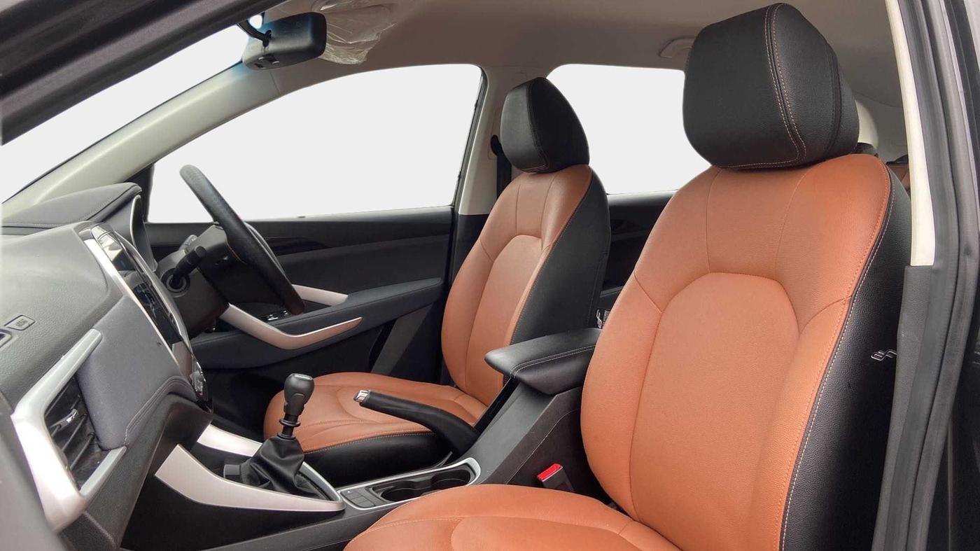 2021 MG HECTOR SUPER 1.5 PETROL, Petrol, Manual, 26,505 km, Right Side Front Door Cabin