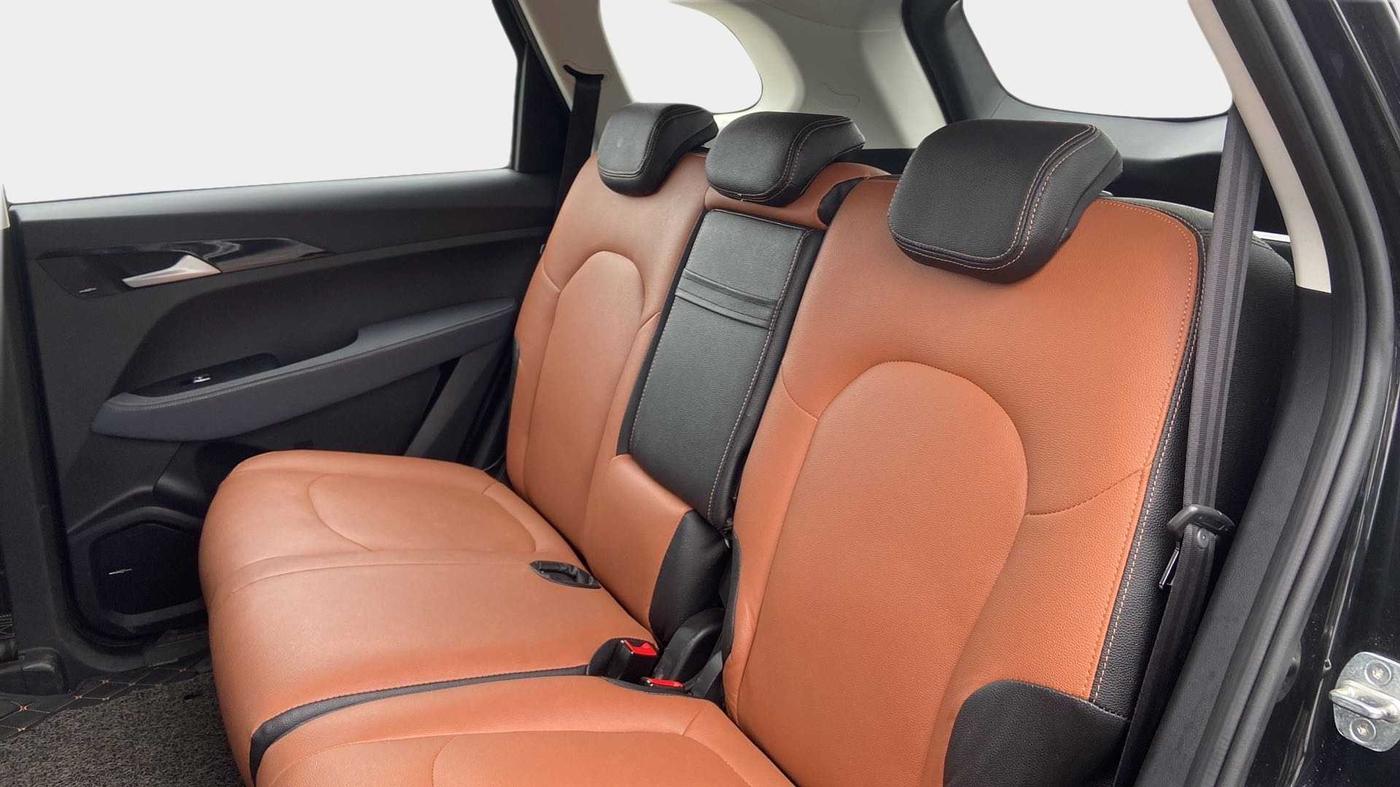 2021 MG HECTOR SUPER 1.5 PETROL, Petrol, Manual, 26,505 km, Right Side Rear Door Cabin