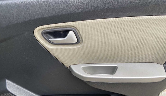 2017 Maruti Alto K10 VXI, Petrol, Manual, 55,452 km, Driver Side Door Panels Control