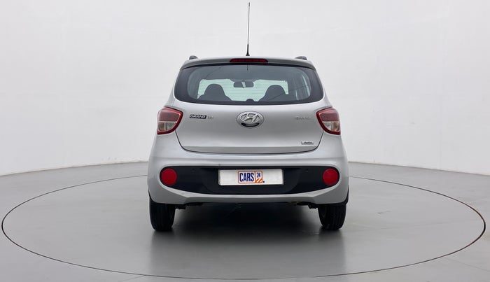 2017 Hyundai Grand i10 SPORTZ (O) 1.2 AT VTVT, Petrol, Automatic, 49,800 km, Back/Rear