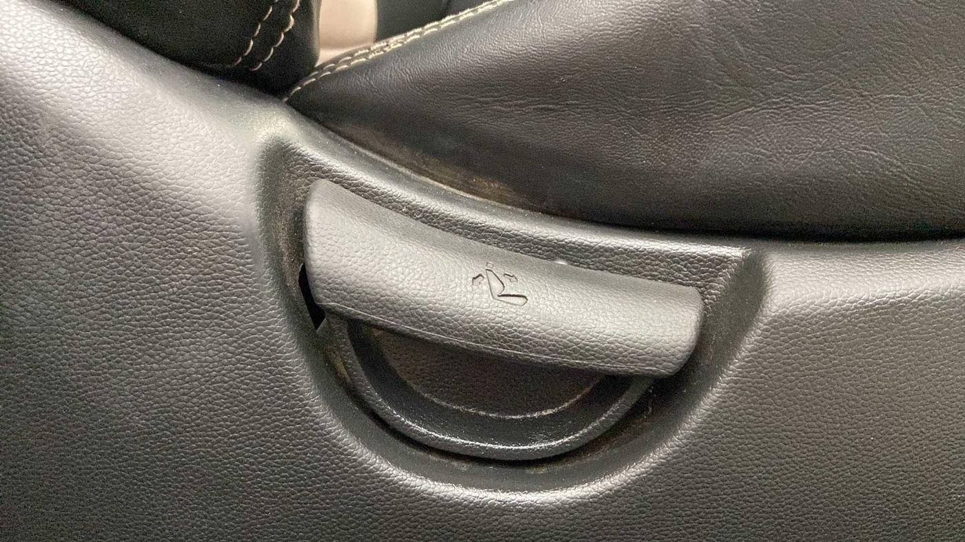 2018 Hyundai Xcent S 1.2, CNG, Manual, 91,296 km, Driver Side Adjustment Panel