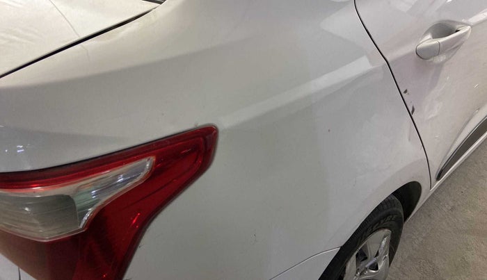 2018 Hyundai Xcent S 1.2, CNG, Manual, 91,296 km, Right quarter panel - Slightly dented