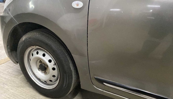 2017 Maruti Dzire LXI, Petrol, Manual, 89,564 km, Left fender - Minor scratches