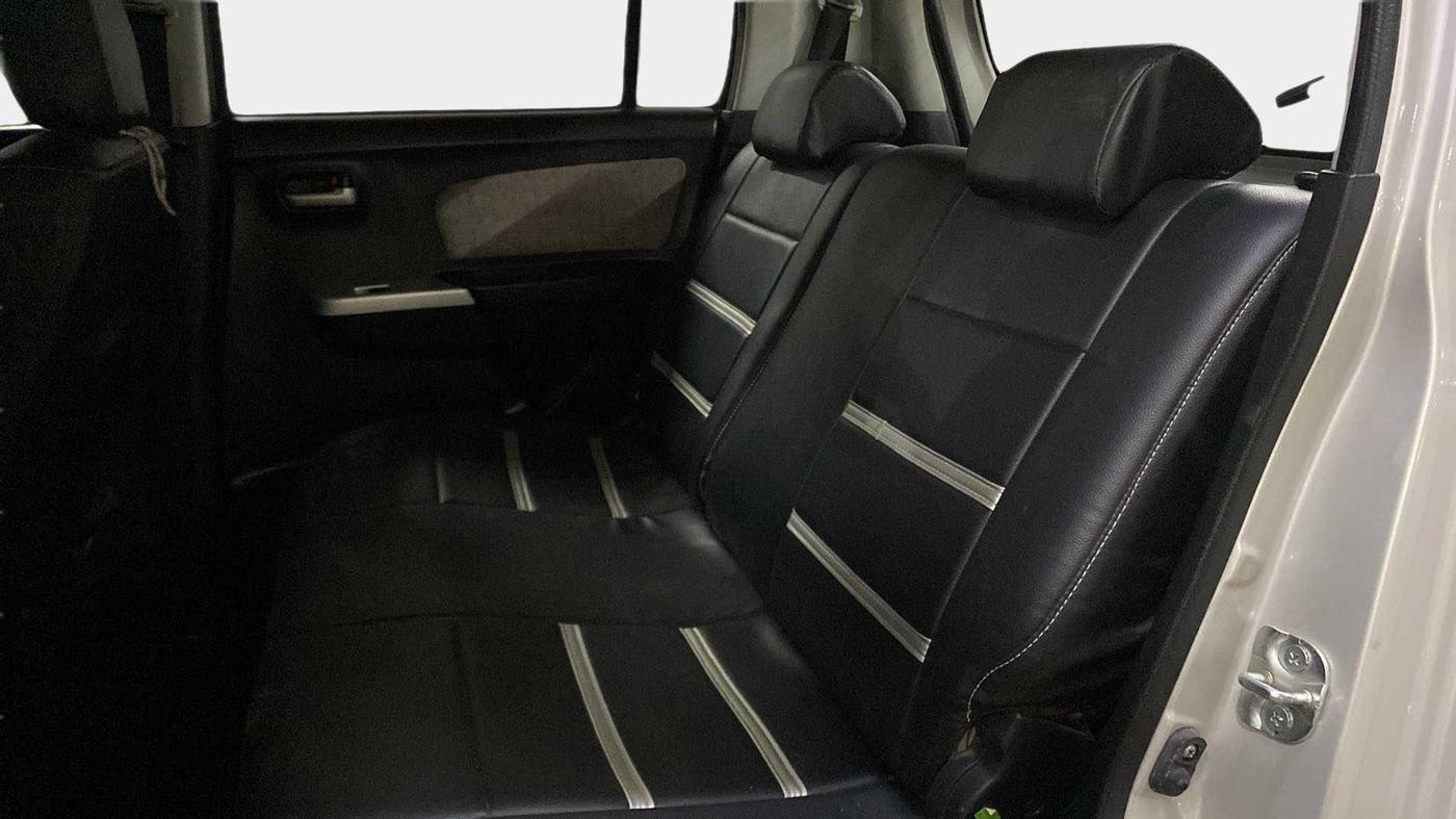 2015 Maruti Wagon R 1.0 VXI, Petrol, Manual, 34,384 km, Right Side Rear Door Cabin