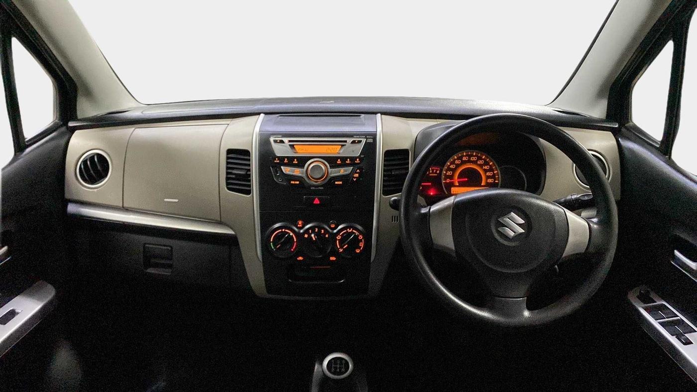 2015 Maruti Wagon R 1.0 VXI, Petrol, Manual, 34,384 km, Dashboard