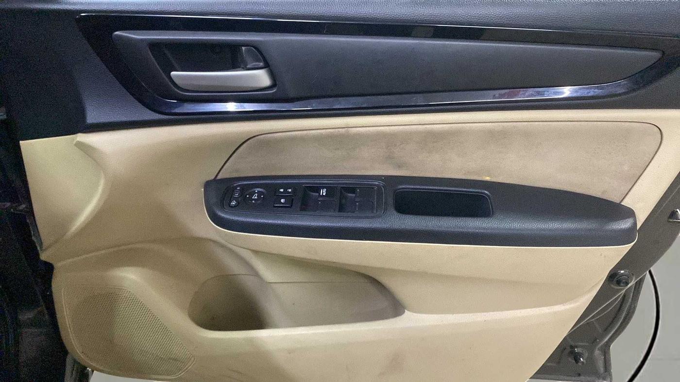 2019 Honda Amaze 1.2L I-VTEC V CVT, Petrol, Automatic, 39,531 km, Driver Side Door Panels Control