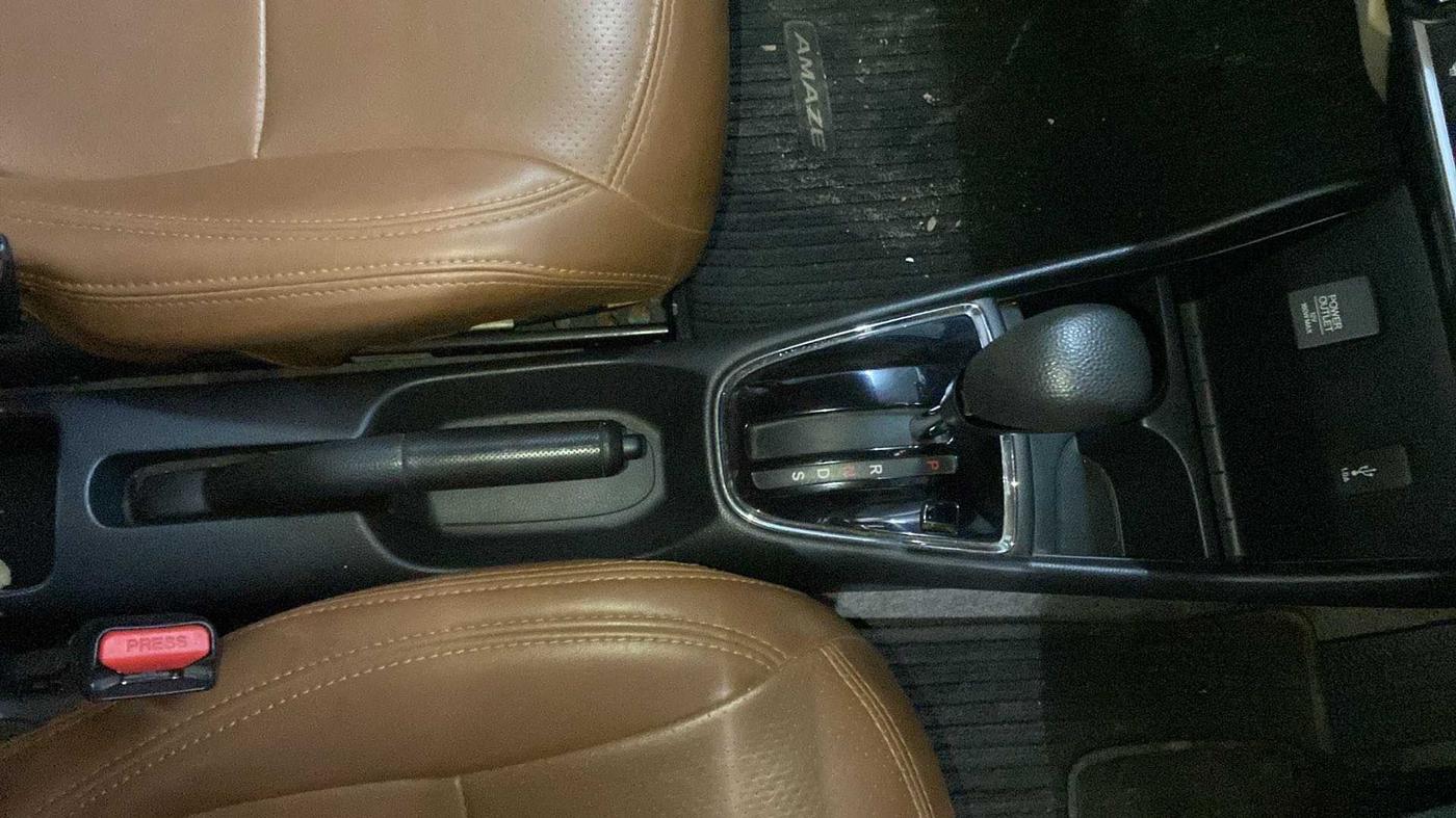 2019 Honda Amaze 1.2L I-VTEC V CVT, Petrol, Automatic, 39,531 km, Gear Lever