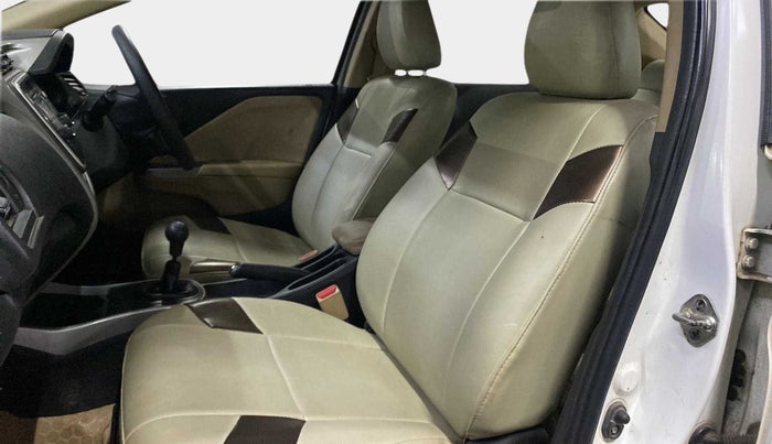 2016 Honda City 1.5L I-VTEC V MT, CNG, Manual, 64,081 km, Right Side Front Door Cabin