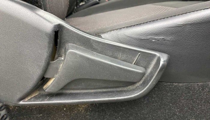 2020 Maruti S PRESSO VXI, Petrol, Manual, 90,701 km, Driver Side Adjustment Panel