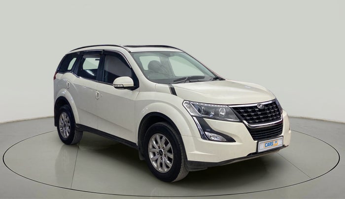 2019 Mahindra XUV500 W9, Diesel, Manual, 42,809 km, Right Front Diagonal