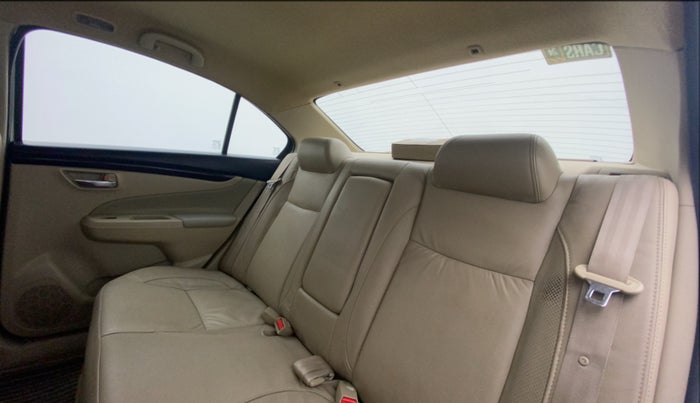 2018 Maruti Ciaz ALPHA 1.4 PETROL, Petrol, Manual, 66,894 km, Right Side Rear Door Cabin