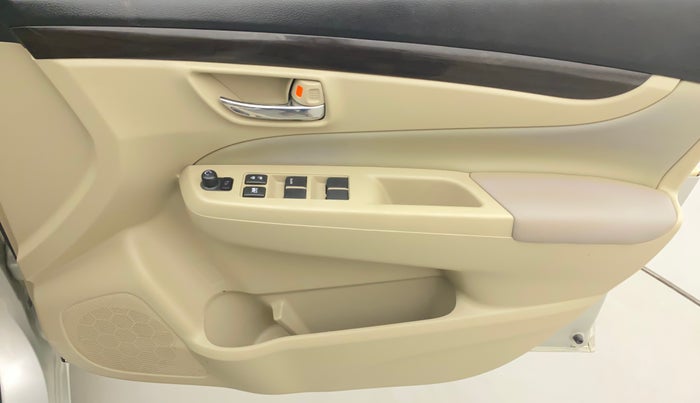 2018 Maruti Ciaz ALPHA 1.4 PETROL, Petrol, Manual, 66,894 km, Driver Side Door Panels Control