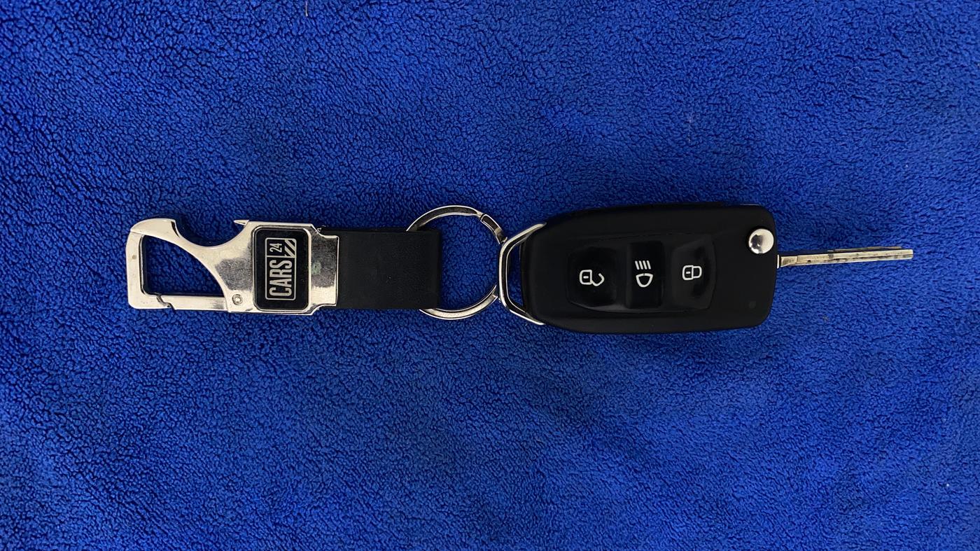 2021 Tata ALTROZ XE PETROL, Petrol, Manual, 39,308 km, Key Close Up