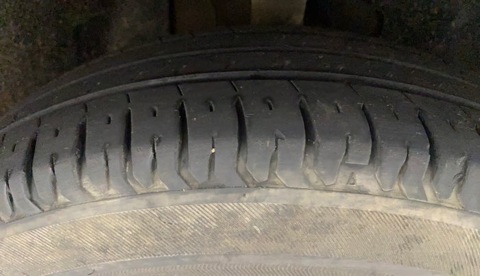 2021 Tata ALTROZ XE PETROL, Petrol, Manual, 39,308 km, Right Front Tyre Tread