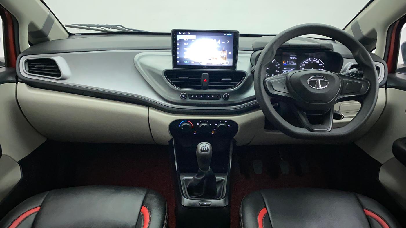2021 Tata ALTROZ XE PETROL, Petrol, Manual, 39,308 km, Dashboard