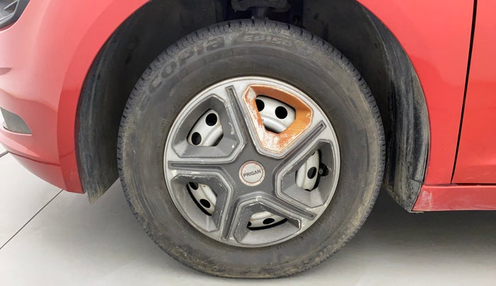 2021 Tata ALTROZ XE PETROL, Petrol, Manual, 39,308 km, Left Front Wheel
