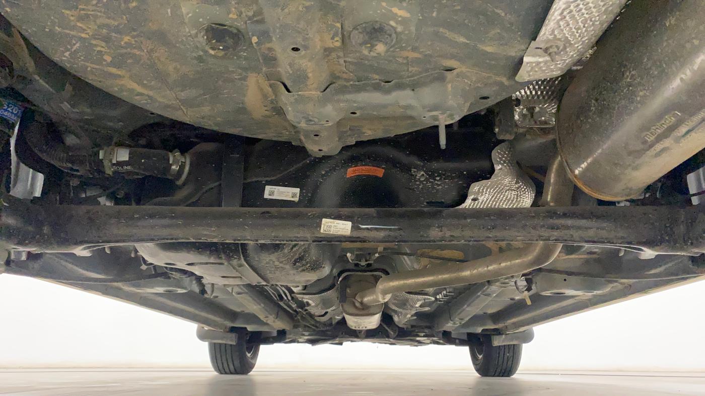 2023 Mahindra XUV300 W6 1.2 PETROL, Petrol, Manual, 899 km, Rear Underbody