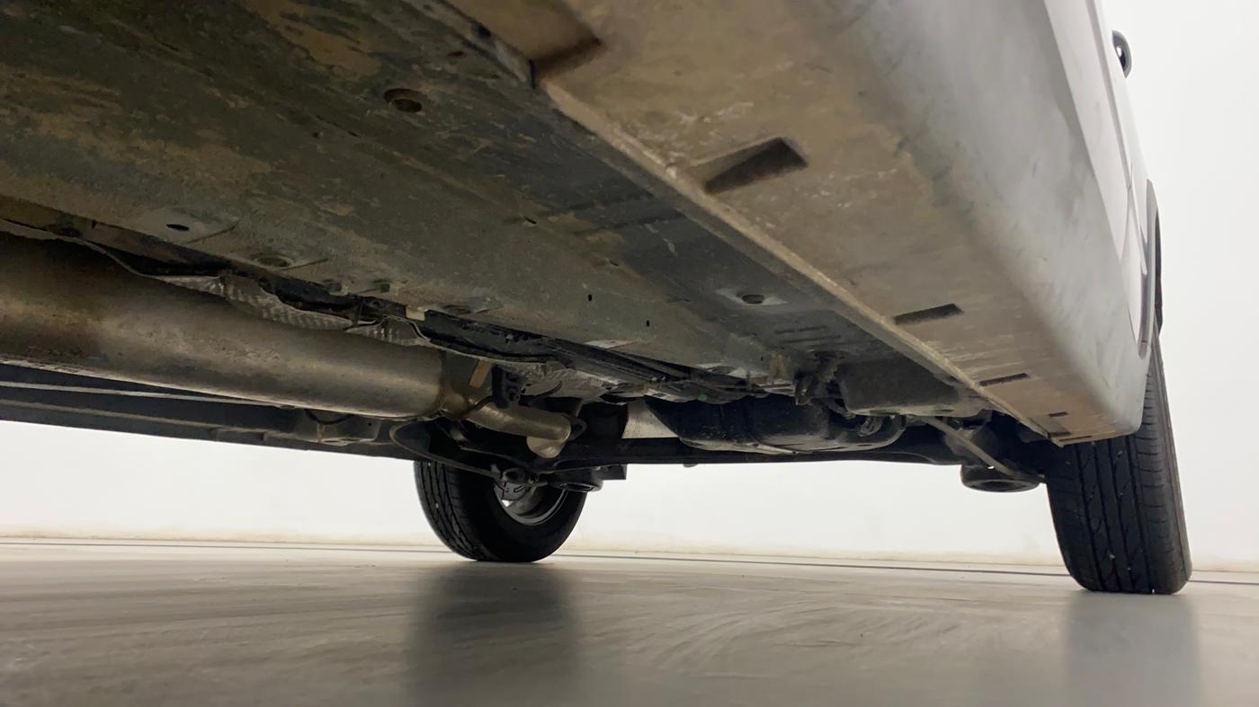 2023 Mahindra XUV300 W6 1.2 PETROL, Petrol, Manual, 899 km, Right Side Underbody