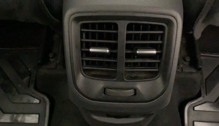 2020 Hyundai GRAND I10 NIOS MAGNA CORPORATE EDITION 1.2 KAPPA VTVT, Petrol, Manual, 6,995 km, Rear AC Vents
