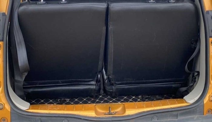 2020 Renault TRIBER RXT, Petrol, Manual, 40,404 km, Boot Inside