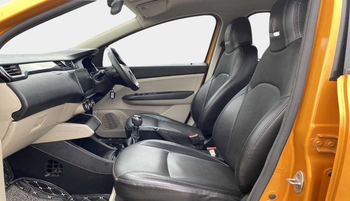 2020 Renault TRIBER RXT, Petrol, Manual, 40,404 km, Right Side Front Door Cabin