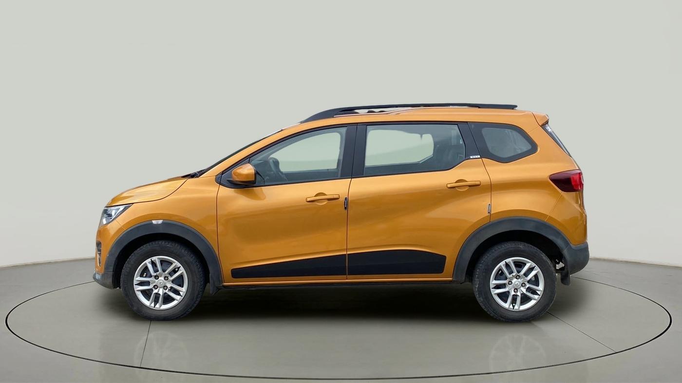 2020 Renault TRIBER RXT, Petrol, Manual, 40,404 km, Left Side
