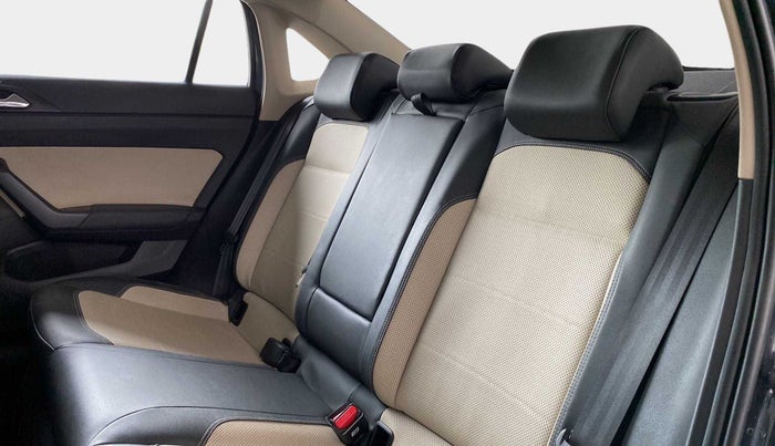 2022 Skoda SLAVIA STYLE 1.0L TSI AT, Petrol, Automatic, 43,038 km, Right Side Rear Door Cabin
