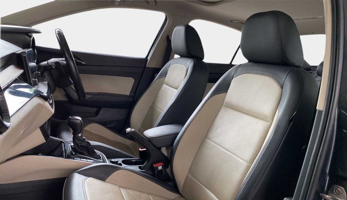 2022 Skoda SLAVIA STYLE 1.0L TSI AT, Petrol, Automatic, 43,038 km, Right Side Front Door Cabin