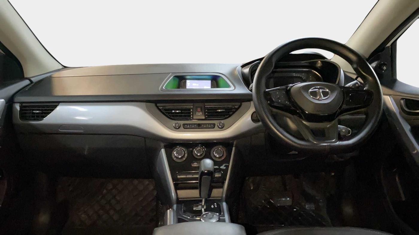 2022 Tata NEXON XMA SUNROOF DIESEL, Diesel, Automatic, 21,122 km, Dashboard