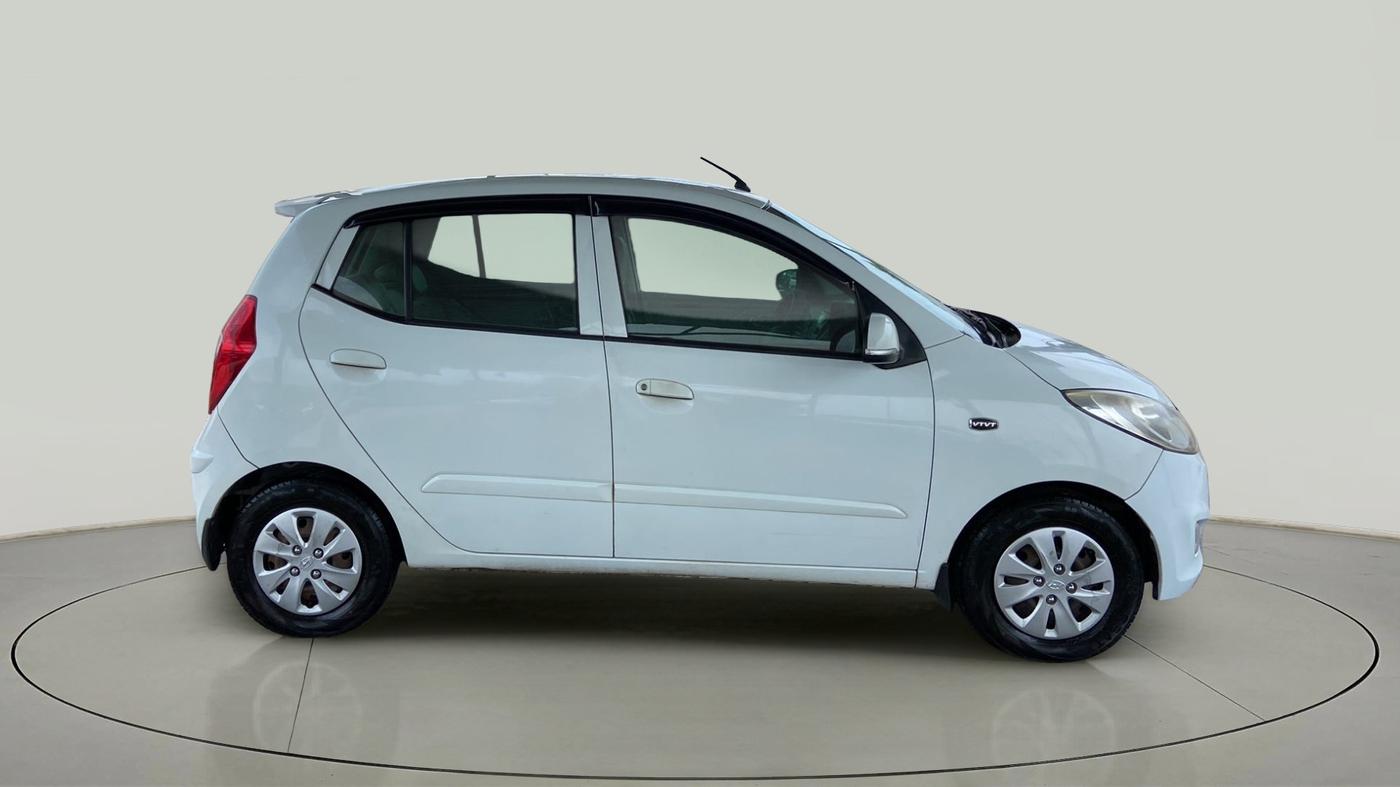 2012 Hyundai i10 SPORTZ 1.2, Petrol, Manual, 1,08,213 km, Right Side View
