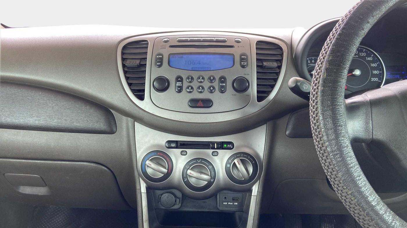 2012 Hyundai i10 SPORTZ 1.2, Petrol, Manual, 1,08,213 km, Air Conditioner