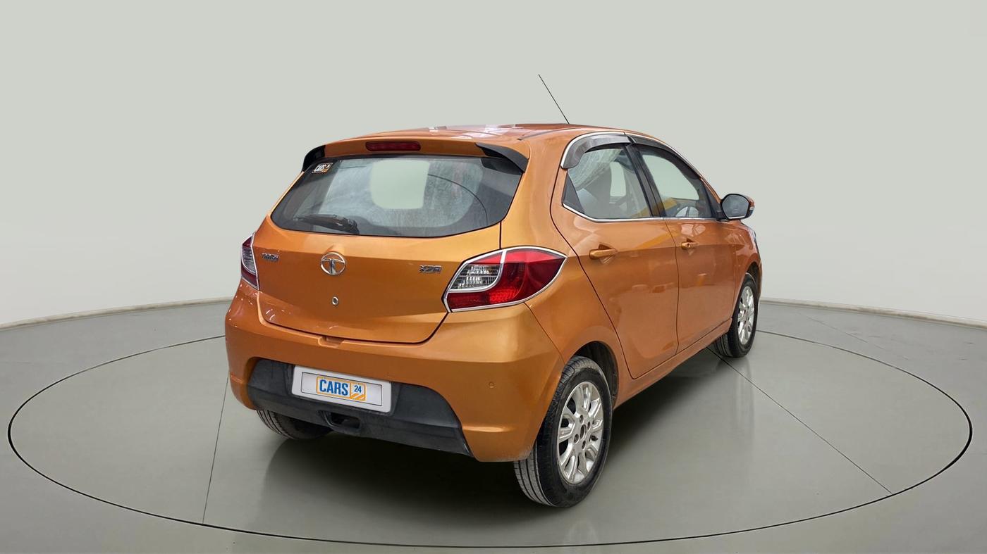 2017 Tata Tiago XZA PETROL, Petrol, Automatic, 67,183 km, Right Back Diagonal