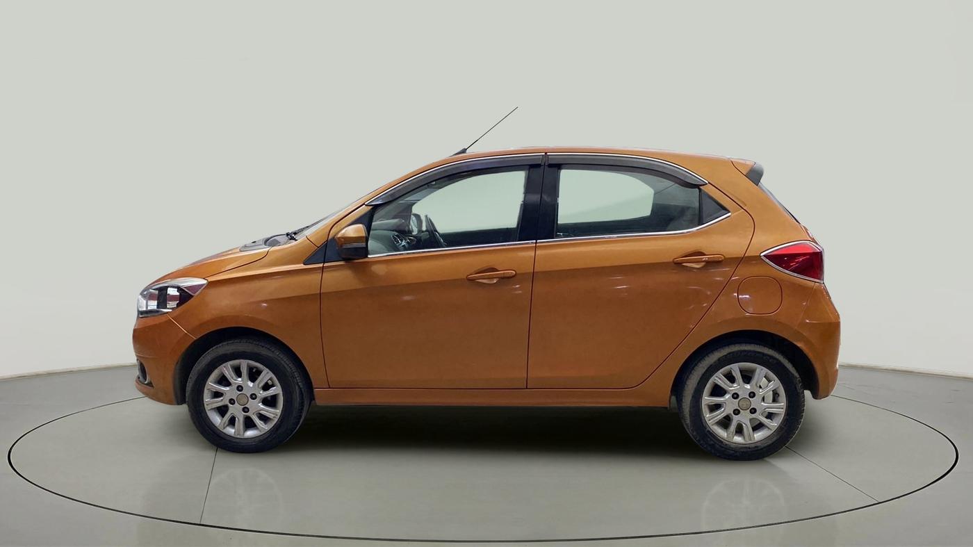 2017 Tata Tiago XZA PETROL, Petrol, Automatic, 67,183 km, Left Side