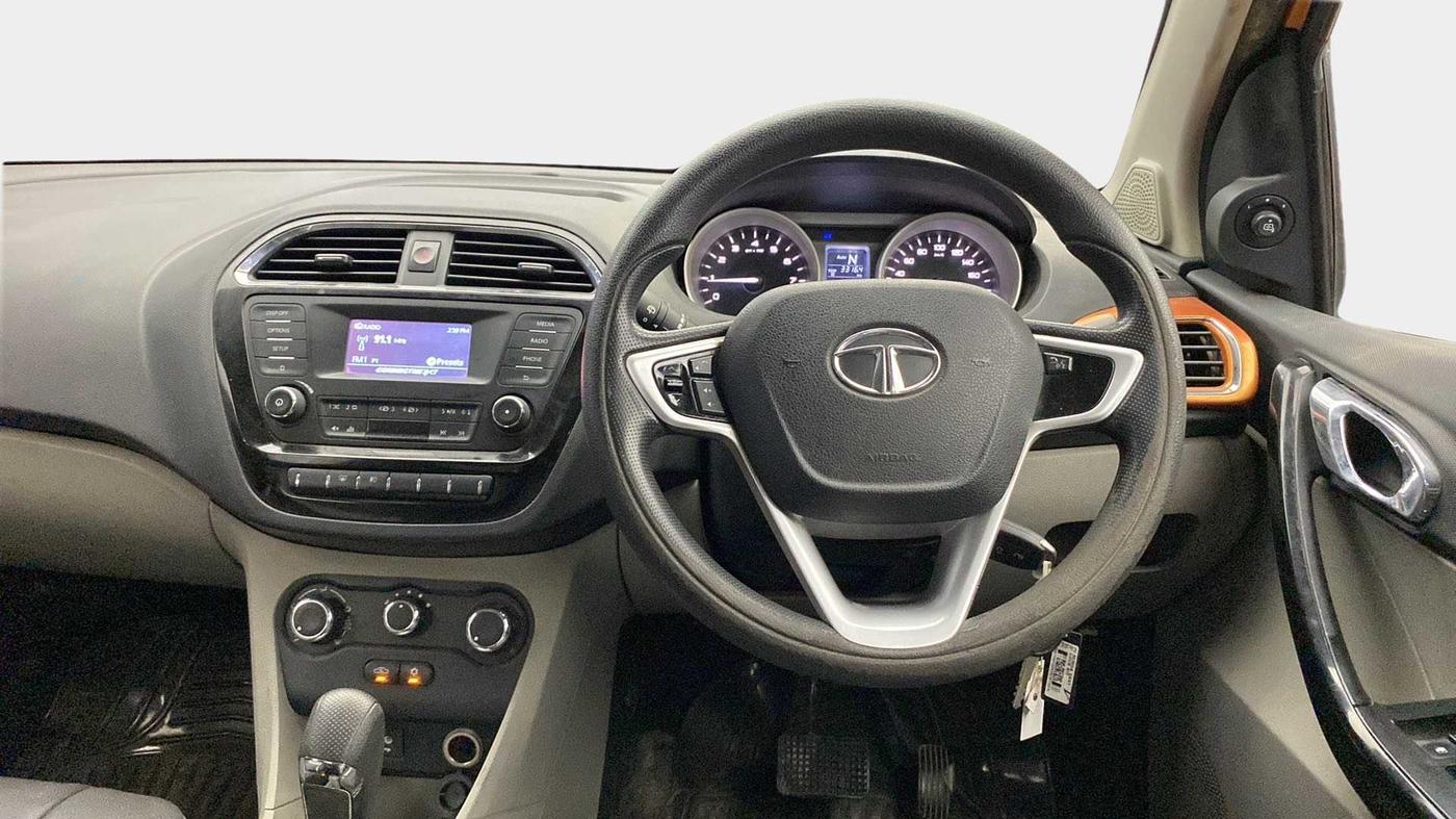 2017 Tata Tiago XZA PETROL, Petrol, Automatic, 67,183 km, Steering Wheel Close Up