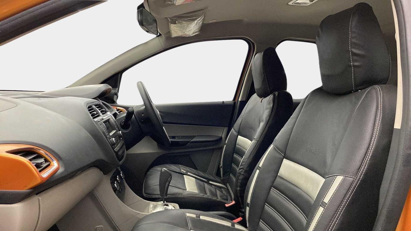 2017 Tata Tiago XZA PETROL, Petrol, Automatic, 67,183 km, Right Side Front Door Cabin