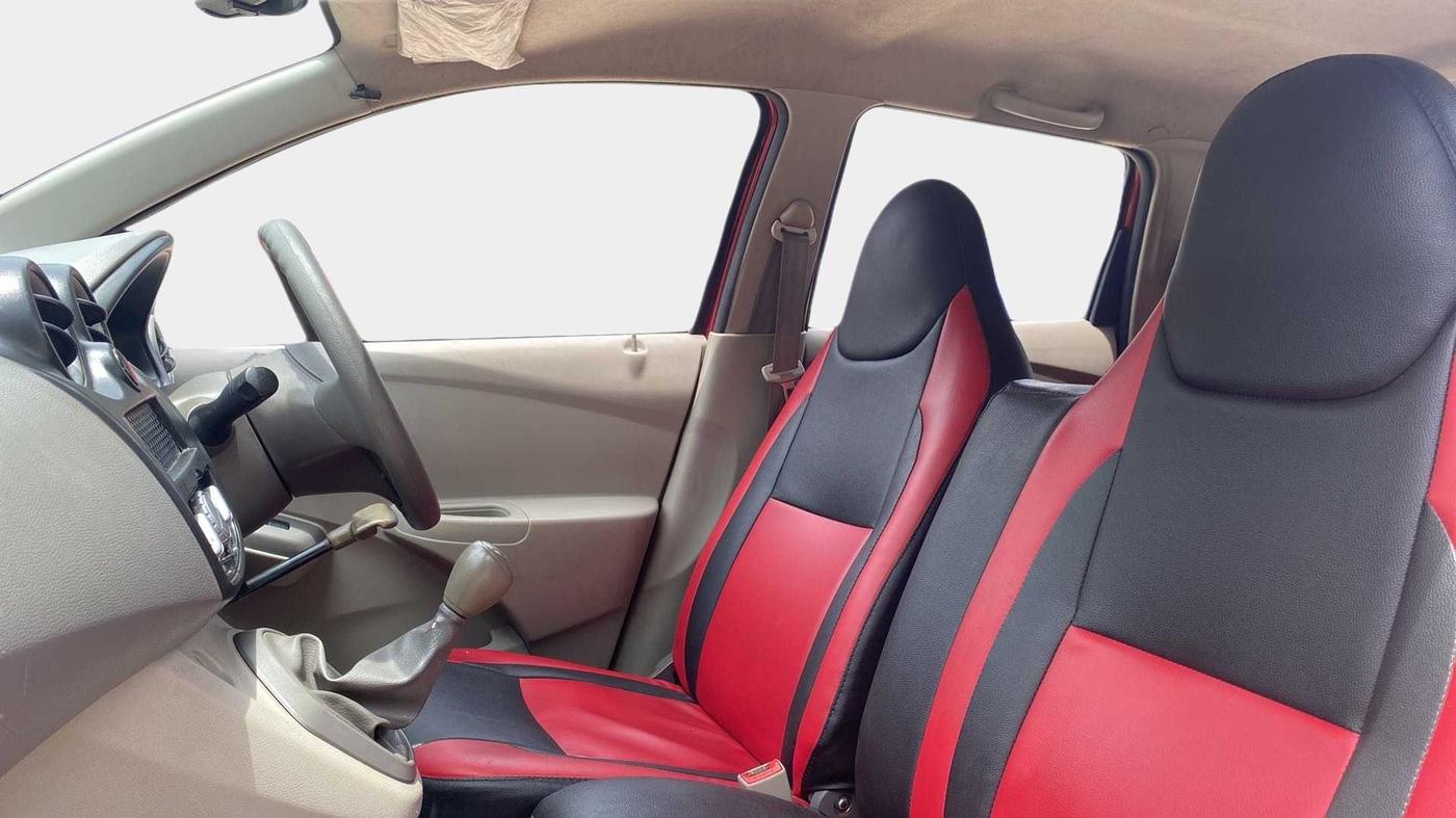 2015 Datsun Go Plus T, Petrol, Manual, 40,301 km, Right Side Front Door Cabin