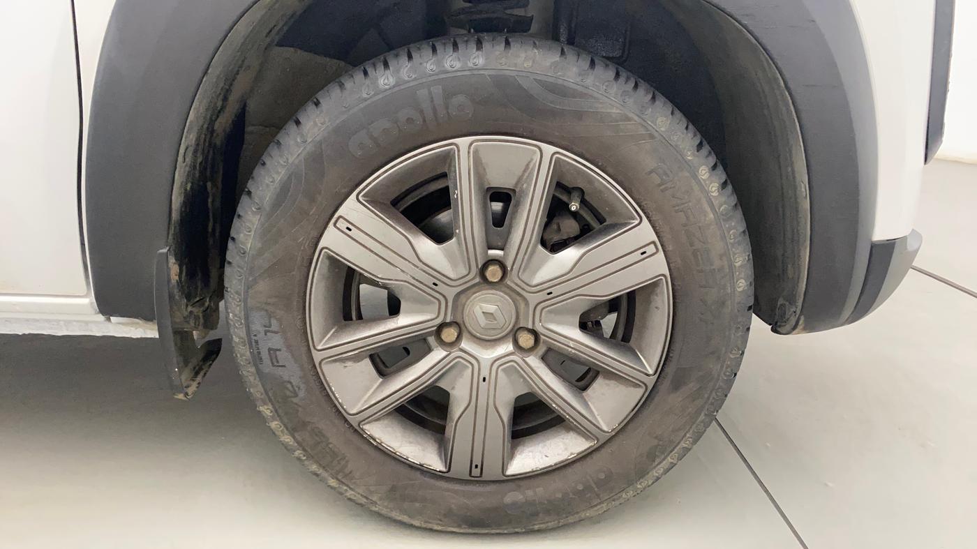 2021 Renault Kwid CLIMBER 1.0 AMT (O), Petrol, Automatic, 21,558 km, Right Front Wheel