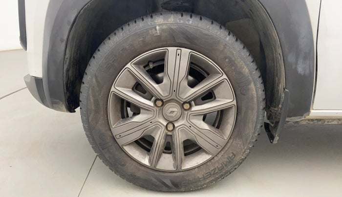 2021 Renault Kwid CLIMBER 1.0 AMT (O), Petrol, Automatic, 21,558 km, Left Front Wheel