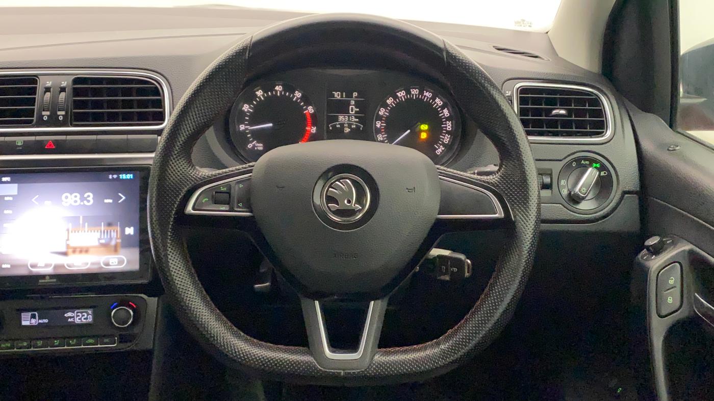 2021 Skoda Rapid STYLE AT TSI, Petrol, Automatic, 35,313 km, Steering Wheel Close Up
