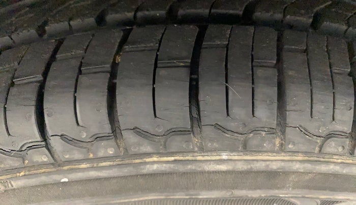 2018 Hyundai NEW SANTRO SPORTZ AMT, Petrol, Automatic, 13,028 km, Right Rear Tyre Tread