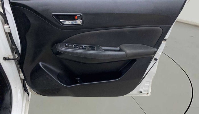 2019 Maruti Swift VXI, Petrol, Manual, 67,091 km, Driver Side Door Panels Control