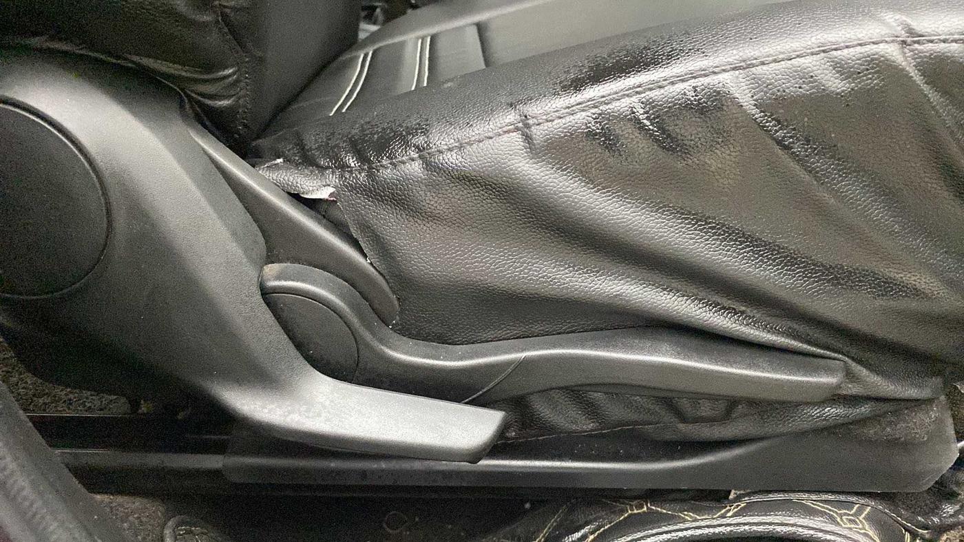 2019 Maruti Swift VXI, Petrol, Manual, 67,091 km, Driver Side Adjustment Panel