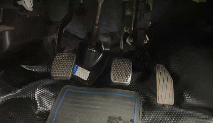 2019 Maruti Alto LXI, Petrol, Manual, 18,459 km, Pedals