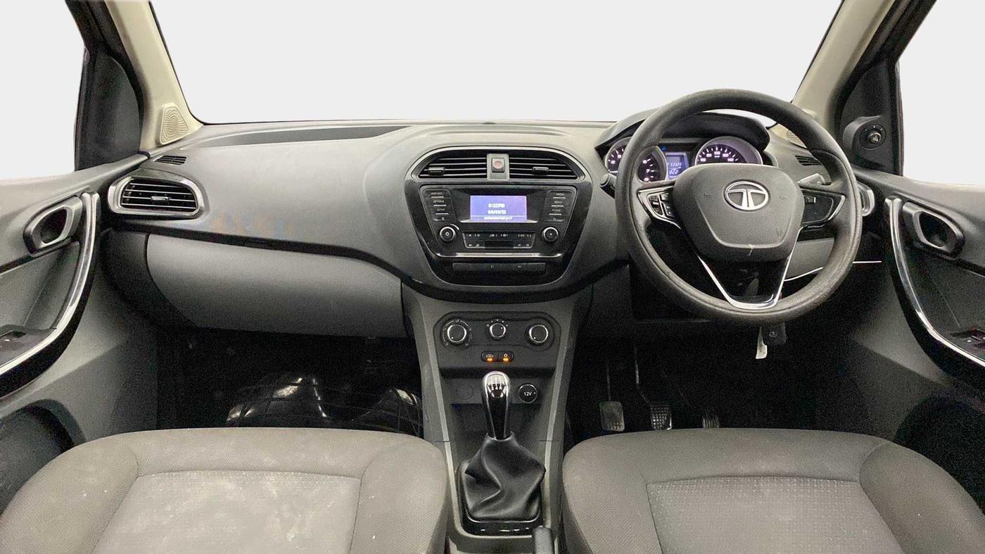 2017 Tata TIGOR XT PETROL, Petrol, Manual, 53,306 km, Dashboard