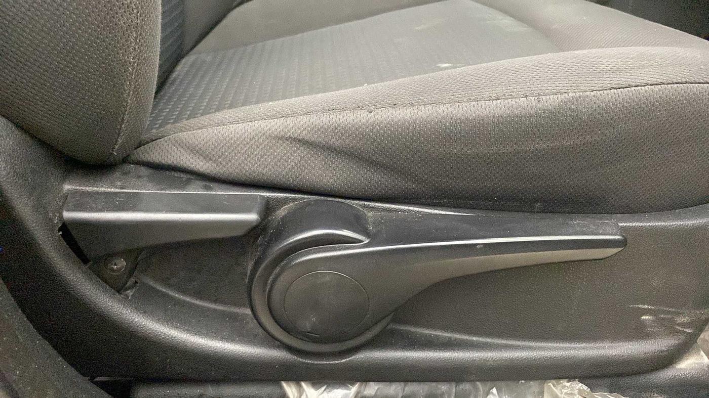 2017 Tata TIGOR XT PETROL, Petrol, Manual, 53,306 km, Driver Side Adjustment Panel