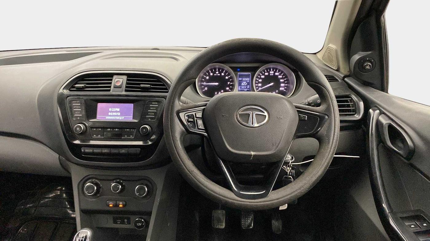 2017 Tata TIGOR XT PETROL, Petrol, Manual, 53,306 km, Steering Wheel Close Up