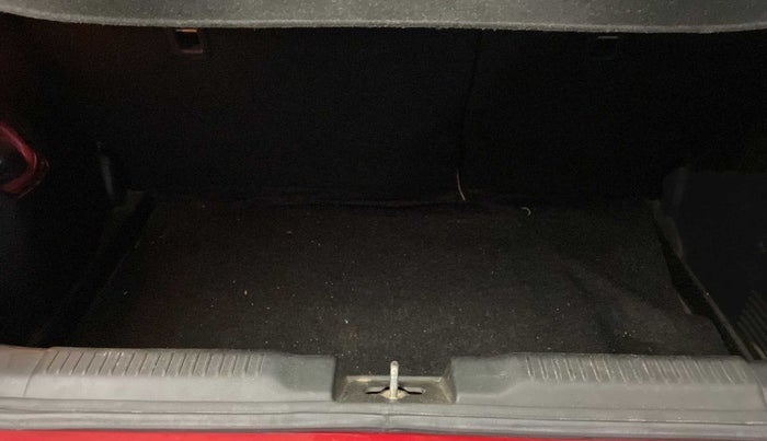 2019 Maruti Swift ZXI PLUS AMT, Petrol, Automatic, 67,469 km, Boot Inside