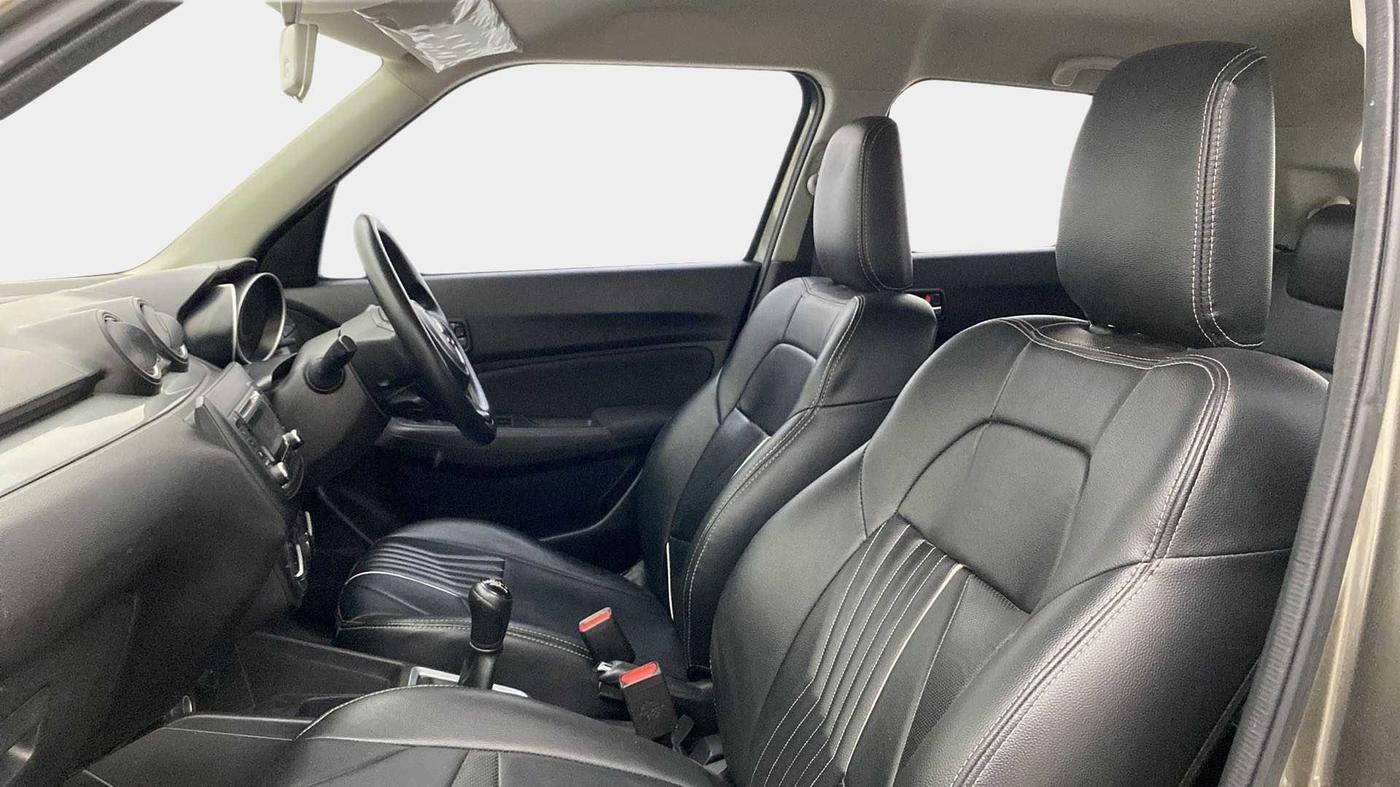 2020 Maruti Swift VXI, Petrol, Manual, 43,464 km, Right Side Front Door Cabin